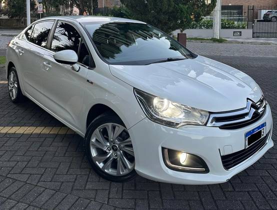 CITROËN C4 LOUNGE 1.6 TENDANCE 16V TURBO FLEX 4P AUTOMÁTICO CITROËN C4 LOUNGE 1.6 TENDANCE 16V TURBO FLEX 4P AUTOMÁTICO